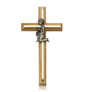 Oak & Screened Brass Cross with Pewter First Communion Boy - 7 3/4" 